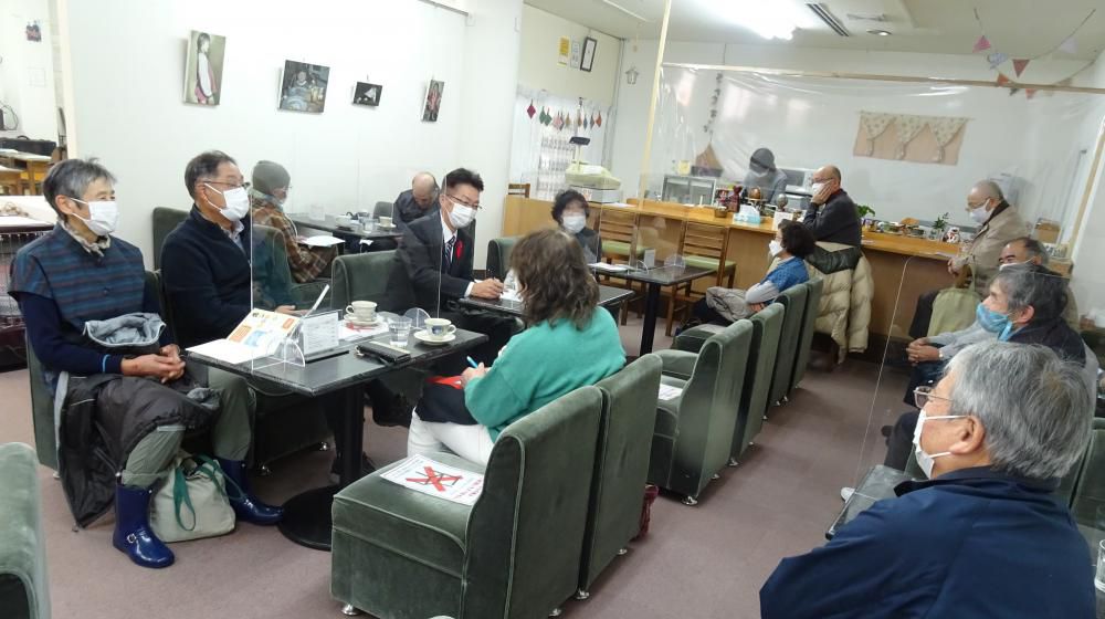 選挙の風景―その3…賢治“プロ”たちとのがっぷり四つ!!??「残った、残った」