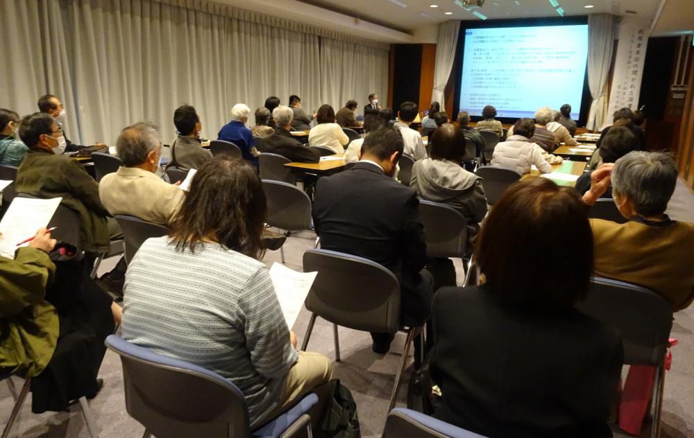 イ-ハト-ブ“迷走”交響曲…「場所はどこでもいい」!!??