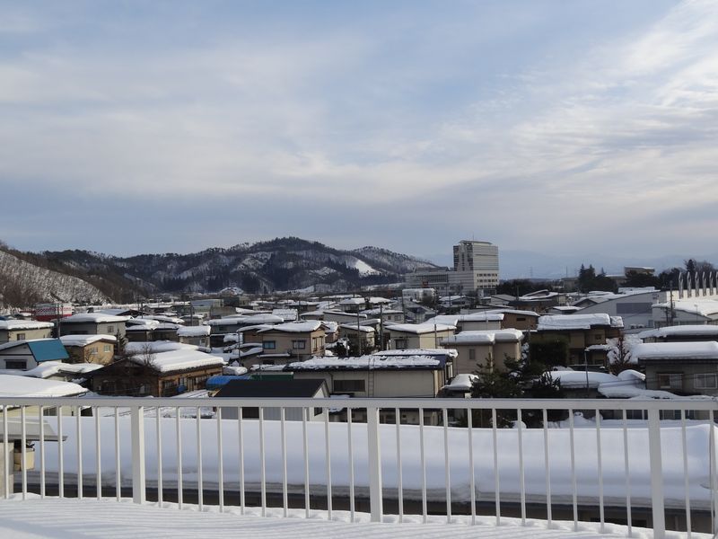 【'15 積雪情報】 長井市役所周辺(1月14日)