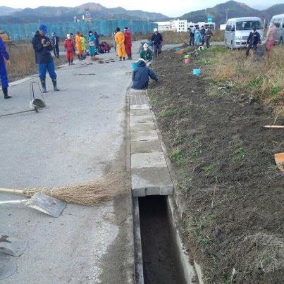 陸前高田行きのボランティアバス