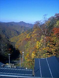 吾妻屋根の上より11月1日撮ったぁぁ
