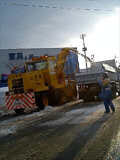 雪国の市内排雪現場を激撮したぁぁぁ