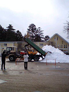 撮る人を撮るシリーズ（米沢雪運び隊）