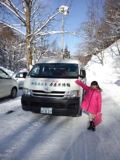 晴天の山奥！ てもでも普通自動車はまだ無理かも