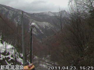 【ライブ画像】雪どけを　すすめてはやし　たかゆ雨　by高湯番頭