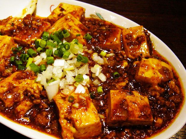 熱い夏こそ!専門店の豆腐でフワフワ麻婆豆腐