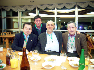 手巻き寿司と日本酒に大満足