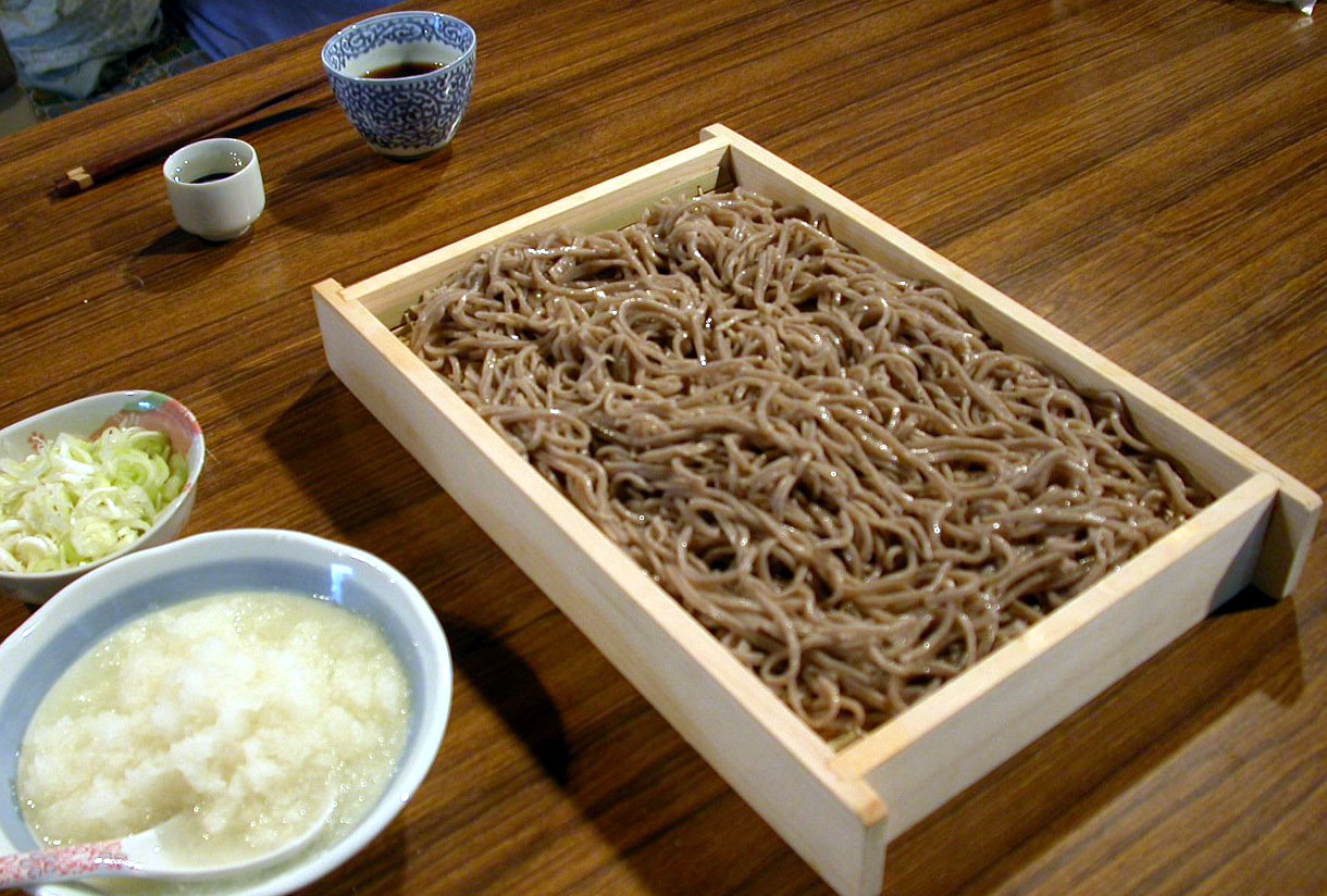 ピカピカの新蕎麦が出来上がりました。