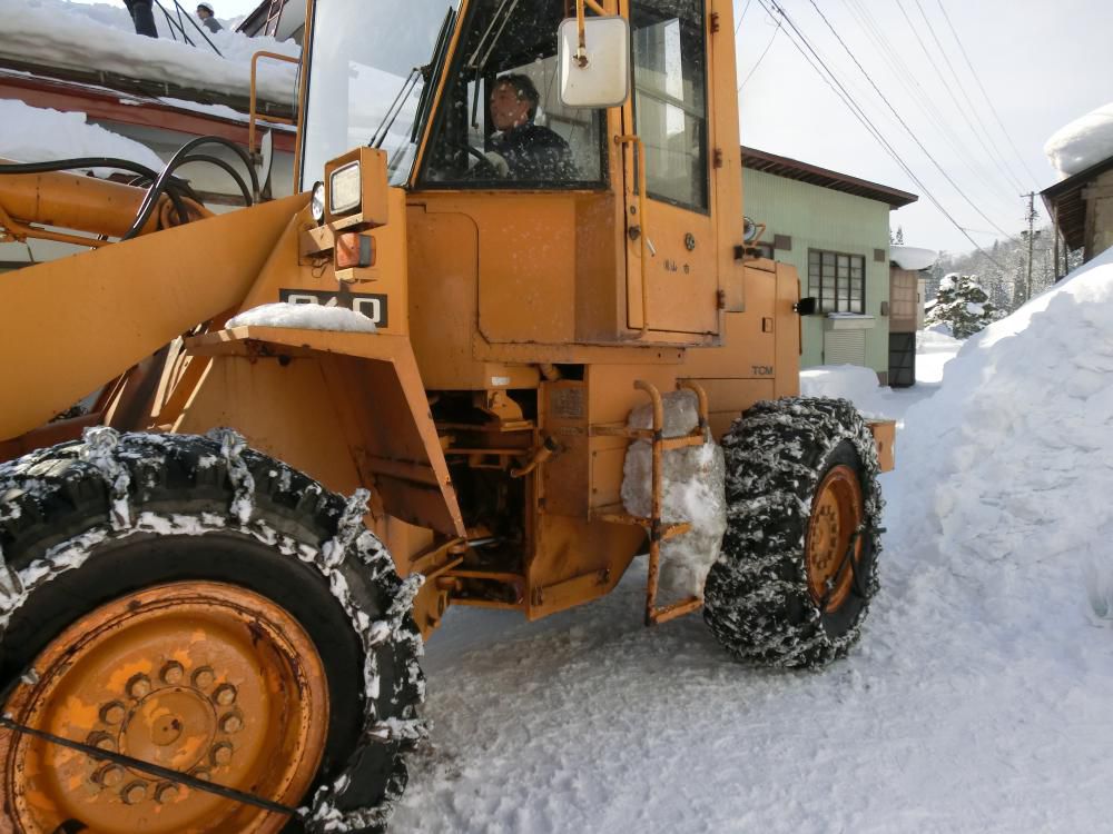 （株）山市　様、長井環境（株）様　雪下しボランティアありがとうございました