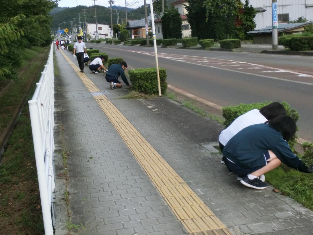 ボランティアで地域のチカラに！（長井高校１年生ボランティア活動）