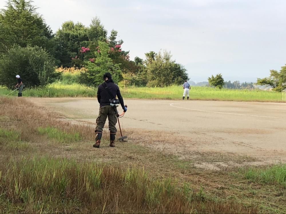 『燦燦会』さん　草刈りボランティアありがとうございました