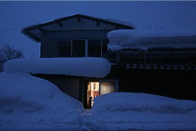 余震が続いています